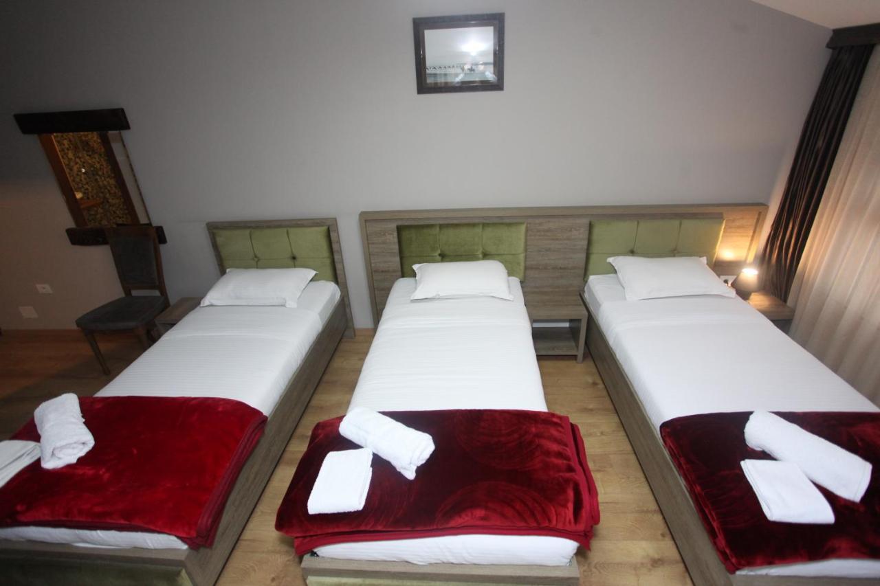 Hotel Happy Gjakova Exterior foto