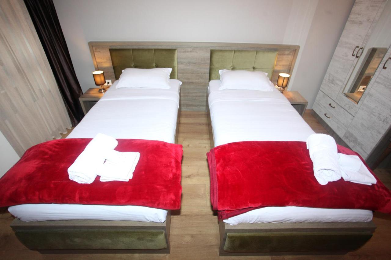 Hotel Happy Gjakova Exterior foto